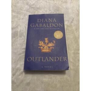 Outlander : A Novel by Diana Gabaldon (1998, Trade Paperback)